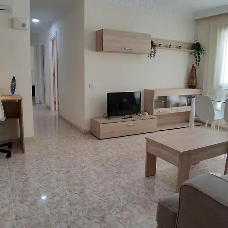 Charming 3-Bedroom Apartment In Corralejo, Lanzarote Apartament *