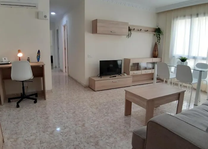 Charming 3-bedroom In Corralejo, Lanzarote アパート *