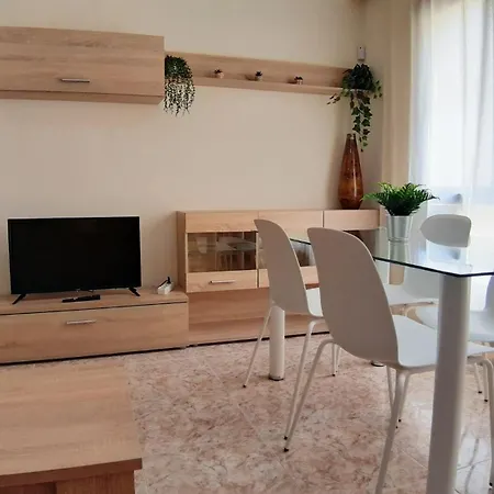 Charming 3-bedroom In Corralejo, Lanzarote Апартаменты *