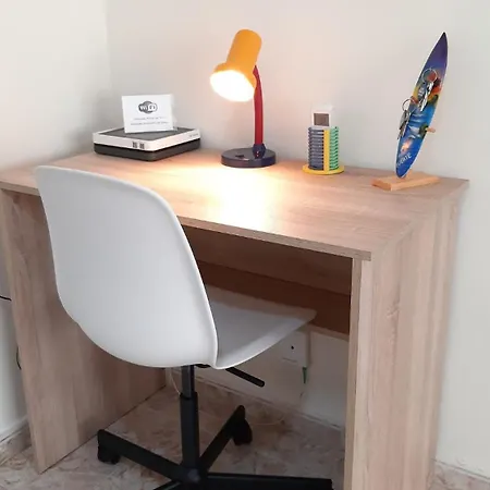 Charming 3-bedroom In Corralejo, Lanzarote Коральео