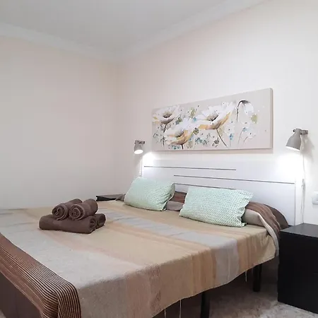 Charming 3-bedroom In Corralejo, Lanzarote Апартаменты *