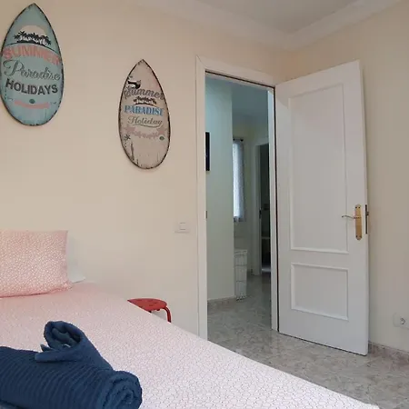 Charming 3-bedroom In Corralejo, Lanzarote Коральео